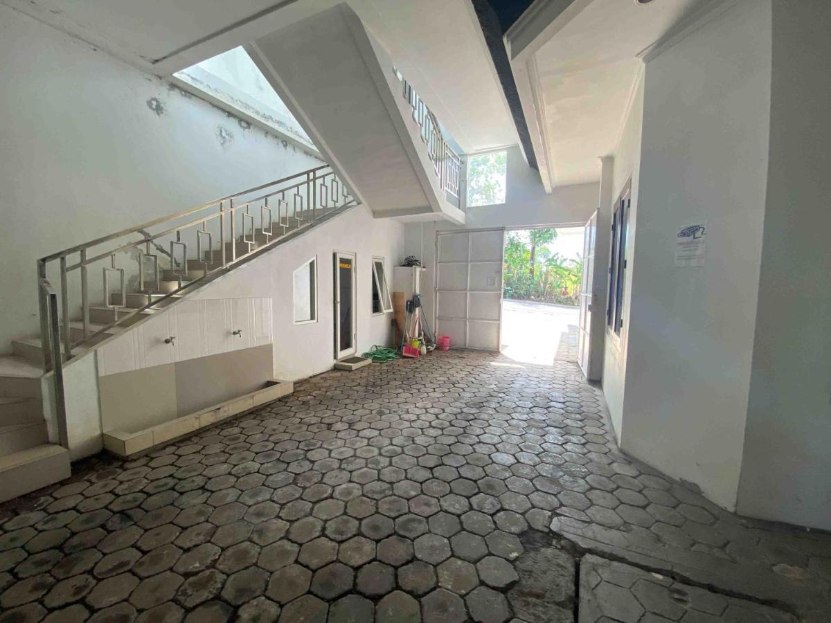 Ana Inn Ambarawa Mitra Reddoorz Semarang Buitenkant foto